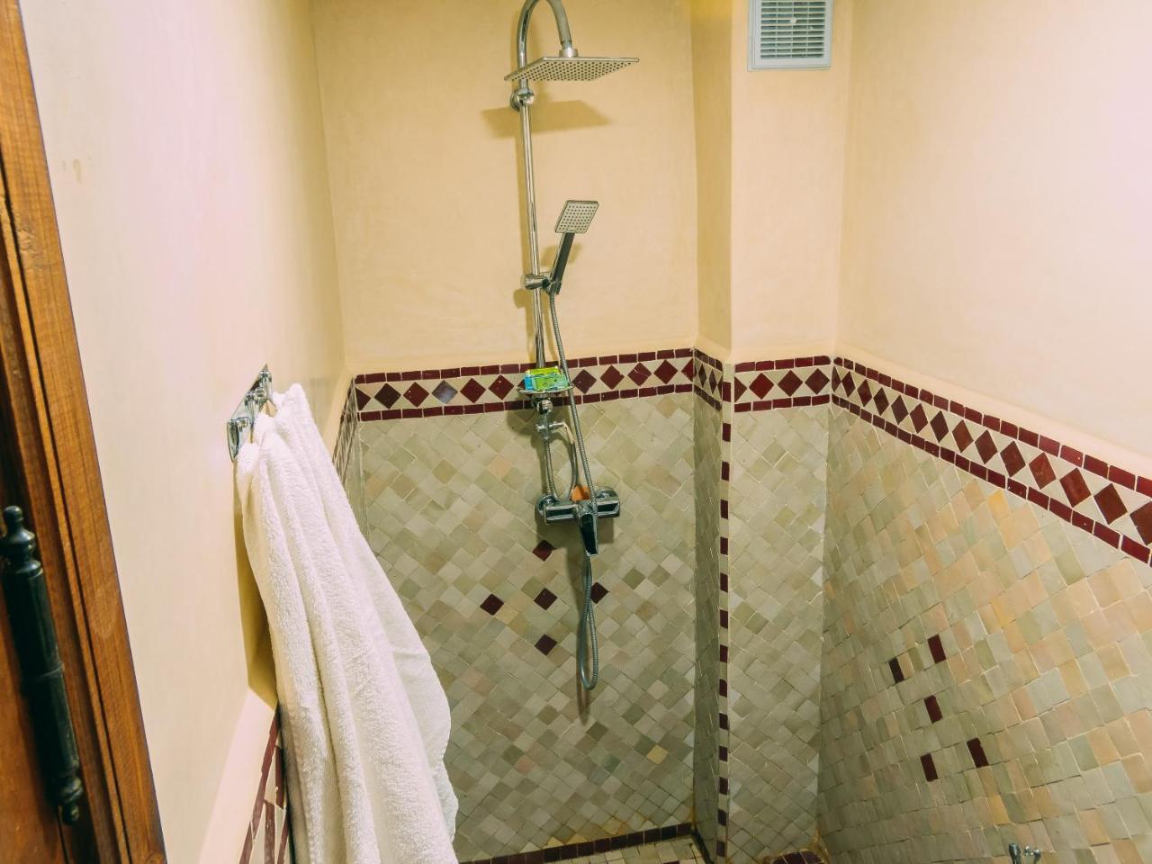 Riad Golf Stinia 1 Meknès Exterior foto